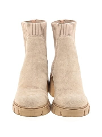 Steve Madden Ankle Boots (view 2)