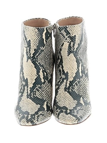 Pour La Victoire Ankle Boots (view 2)