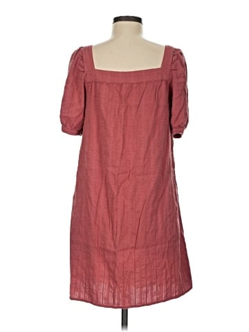 Old Navy Casual Dress (view 2)