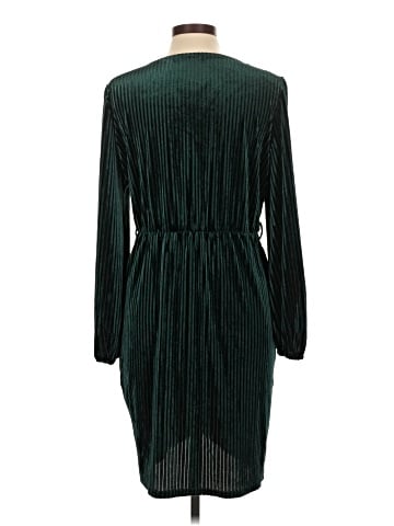 Simplee Cocktail Dress (view 2)