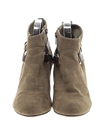 REPORT Wedges (view 2)