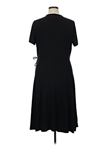 Old Navy Casual Dress (view 2)