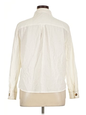 Maurices Long Sleeve Button-Down Shirt (view 2)