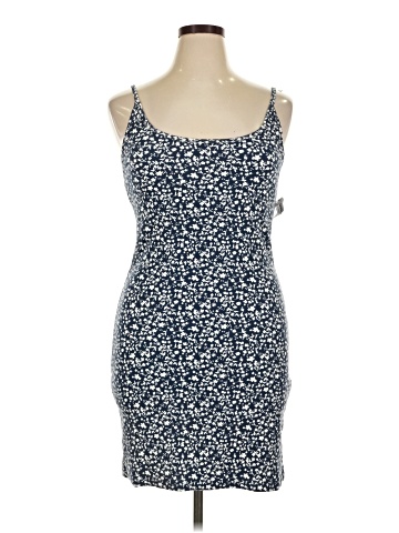 Old Navy Casual Dress (view 1)