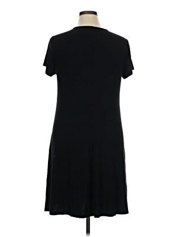 Old Navy Casual Dress (view 2)