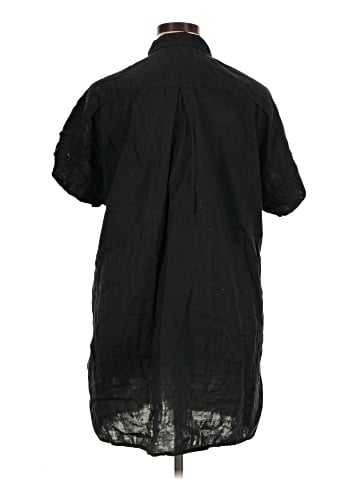 Banana Republic Short Sleeve Button-Down Shirt (view 2)