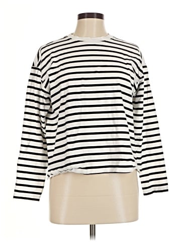 Old Navy Long Sleeve Turtleneck (view 1)