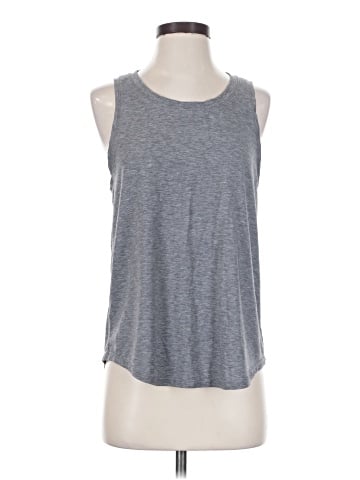 Gap Fit Sleeveless T-Shirt (view 1)