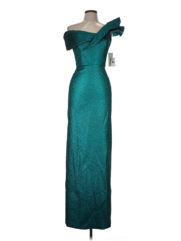 Teri Jon by Rickie Freeman Cocktail Dress (view 1)