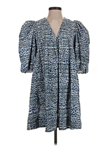 Hunter Bell Casual Dress (view 1)