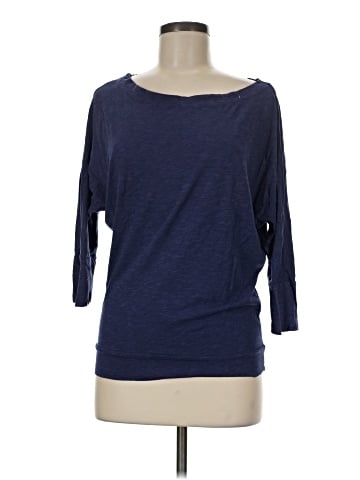 T.J. Maxx 3/4 Sleeve T-Shirt (view 1)