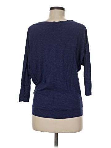 T.J. Maxx 3/4 Sleeve T-Shirt (view 2)
