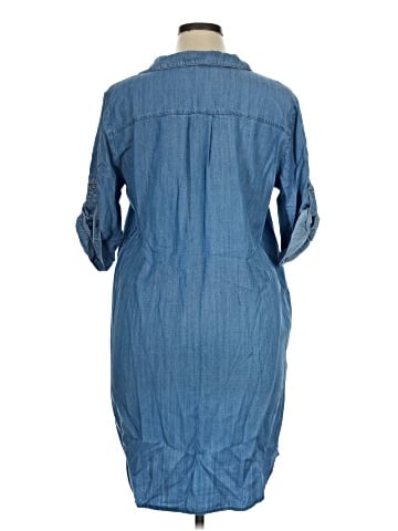 Ann Taylor LOFT Outlet Casual Dress (view 2)