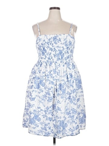 Universal Thread Casual Dress (view 1)