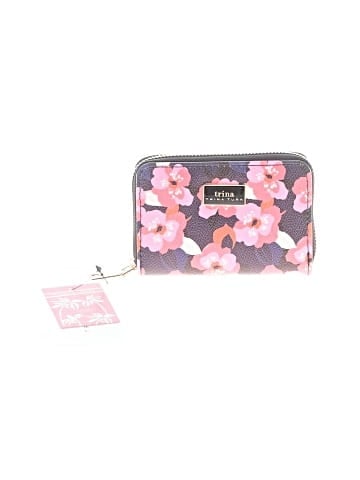 Trina Wallet (view 1)