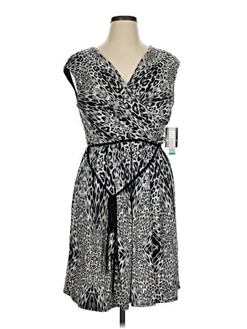 Sandra Darren Cocktail Dress (view 1)