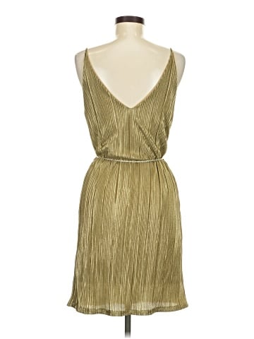 Le Lis Cocktail Dress (view 2)