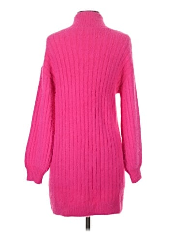 Flat White Casual Dress (view 2)