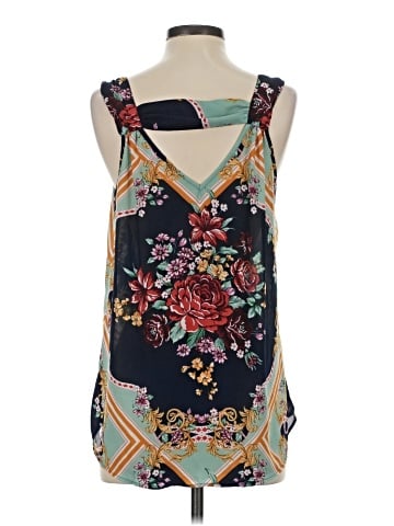 DR2 Sleeveless Blouse (view 2)