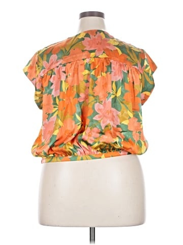 DR2 Sleeveless Blouse (view 2)