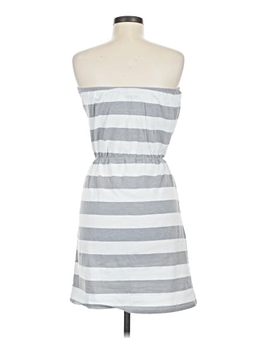 Old Navy Casual Dress (view 2)
