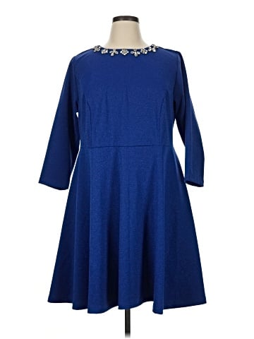 Monroe and Main Casual Dress (view 1)