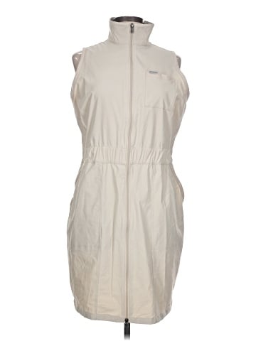 Columbia Casual Dress (view 1)