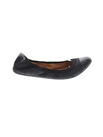 Coach Flats (view 1)