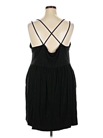 Old Navy Casual Dress (view 2)
