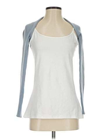 Flat White Shrug (view 1)