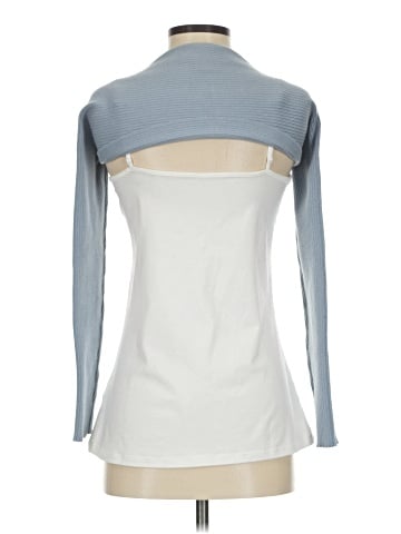 Flat White Shrug (view 2)