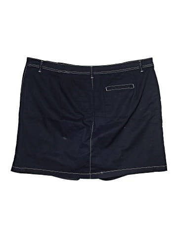 Karen Scott Skort (view 2)