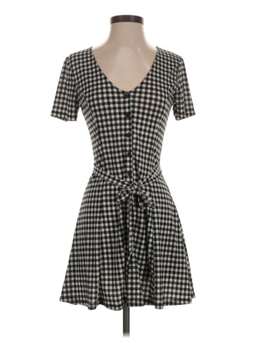Forever 21 Casual Dress (view 1)
