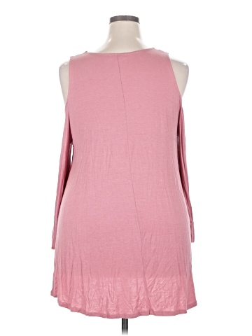 Zenana Outfitters 3/4 Sleeve Top (view 2)
