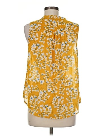 Fun2Fun Sleeveless Blouse (view 2)