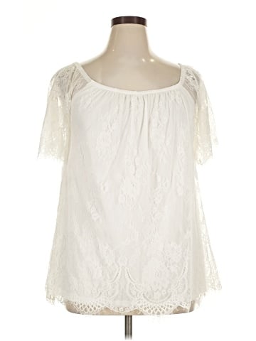 Kate & Mallory designs Short Sleeve Blouse (view 1)