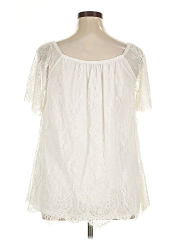 Kate & Mallory designs Short Sleeve Blouse (view 2)