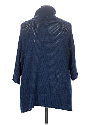 Design History Poncho (view 2)
