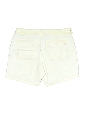 Gloria Vanderbilt Shorts (view 2)