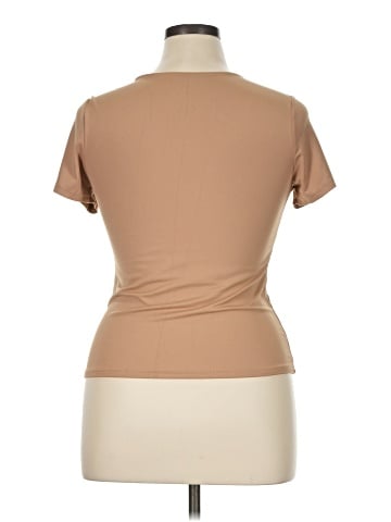 Buckle Black Short Sleeve T-Shirt (view 2)