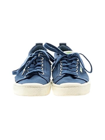 Cariuma Sneakers (view 2)