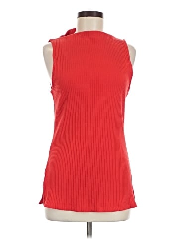 Old Navy Sleeveless T-Shirt (view 1)