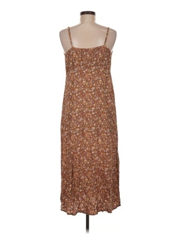 Old Navy Casual Dress (view 2)