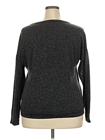 Scarlett 3/4 Sleeve T-Shirt (view 2)
