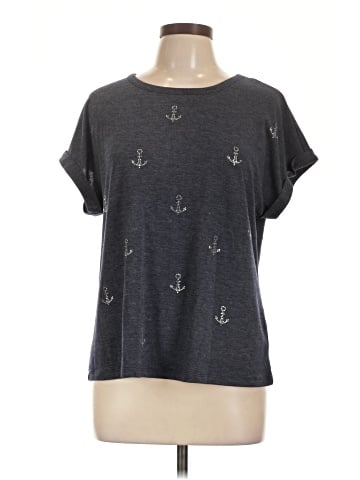 Love Scarlett Short Sleeve T-Shirt (view 1)