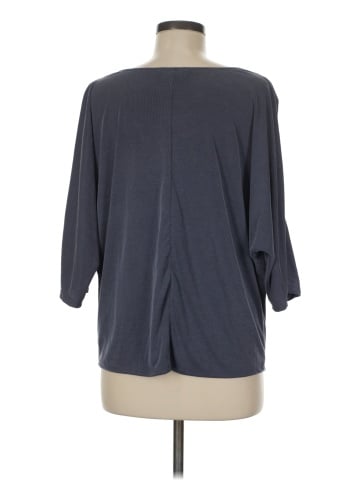 Green Envelope 3/4 Sleeve Top (view 2)