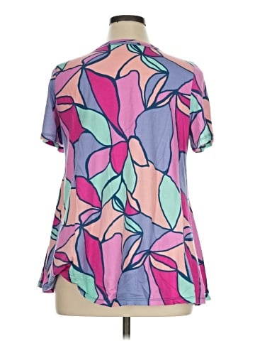 LOGO by Lori Goldstein Short Sleeve T-Shirt (view 2)