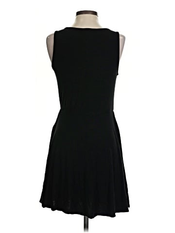 Agnes & Dora Casual Dress (view 2)