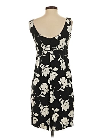 Saks Fifth Avenue Casual Dress (view 2)
