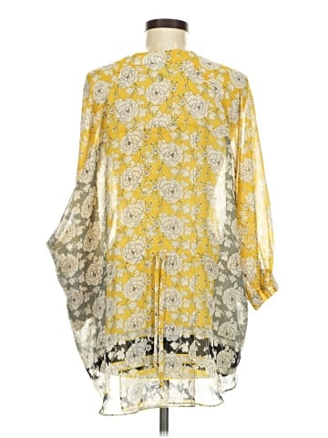 CAbi 3/4 Sleeve Blouse (view 2)